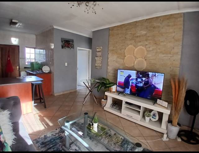 2 BEDROOM APARTMENT FOR SALE IN ELSPARK